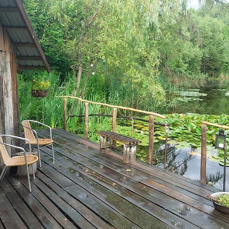 Vila Idilliska Latgaliesu Lauku Maja Ar Melno Pirti Aglona Exteriér fotografie