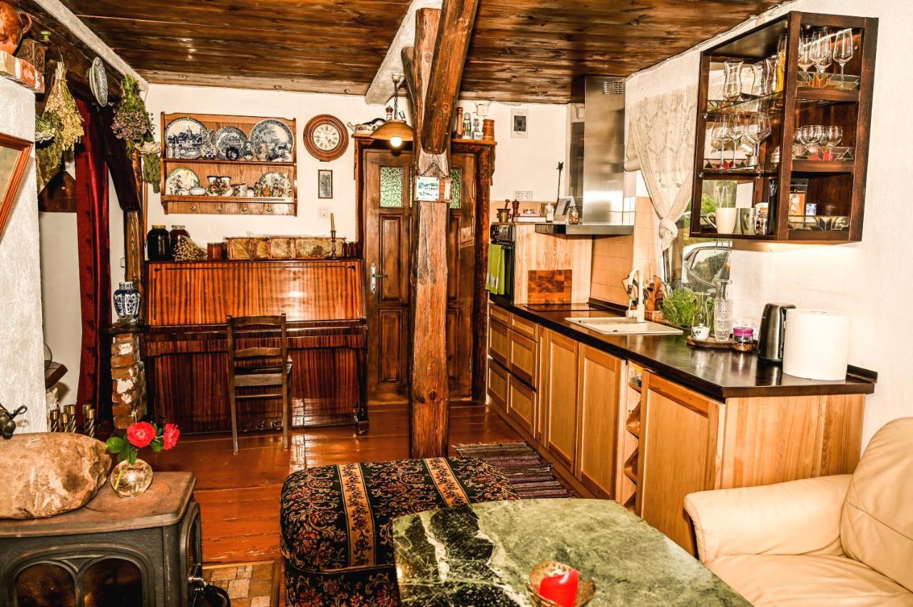 Vila Idilliska Latgaliesu Lauku Maja Ar Melno Pirti Aglona Exteriér fotografie