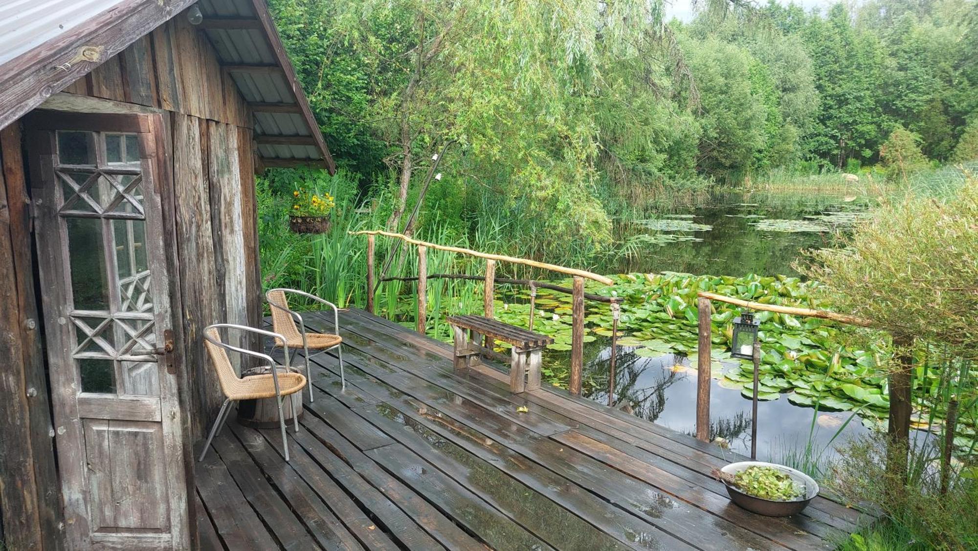 Vila Idilliska Latgaliesu Lauku Maja Ar Melno Pirti Aglona Exteriér fotografie